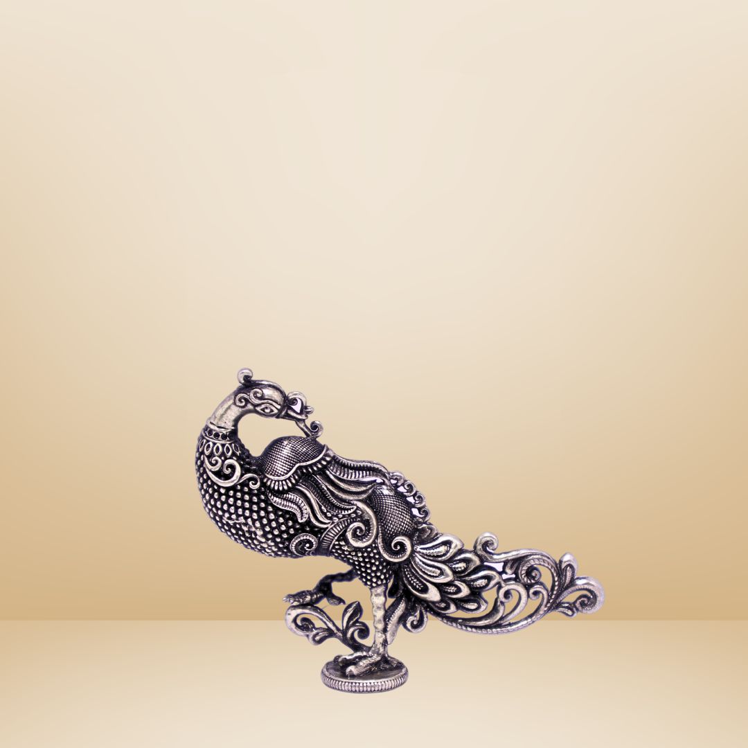 PEACOCK 3D IDOL